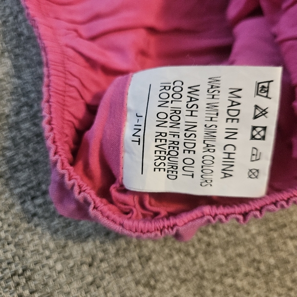 Showpo Women’s Pink One-Shoulder Crop Top W/ Elastic Waist Sz 10 EUC - Picture 11 of 16